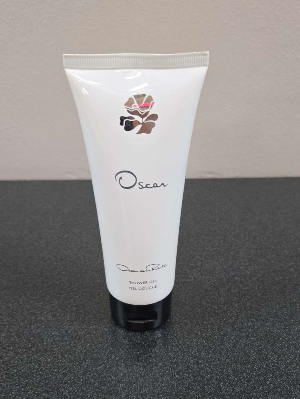 Oscar de la Renta White Shower Gel Tube 3.4 Oz New